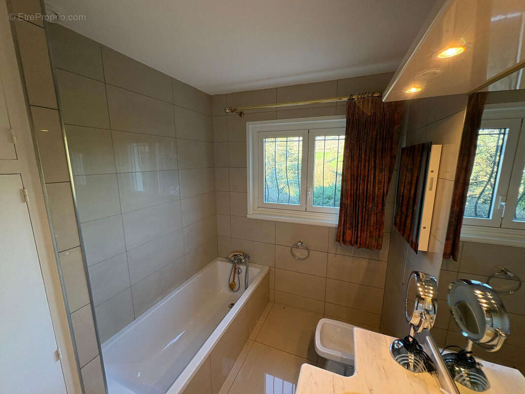 Maison à SAINT-AMANS-SOULT