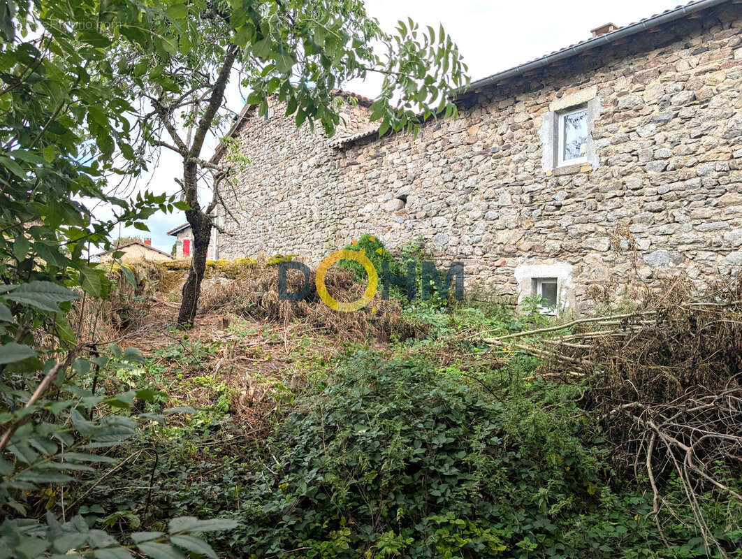 Maison à MONLET
