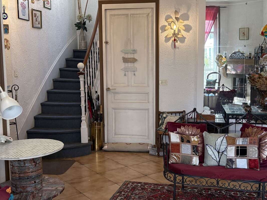 Maison 120 m² à Villeurbanne  - photo 5