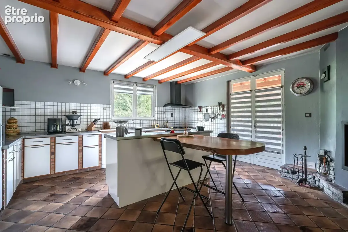 Maison de 258m2 sur parcelle de 8827m2 - photo 5