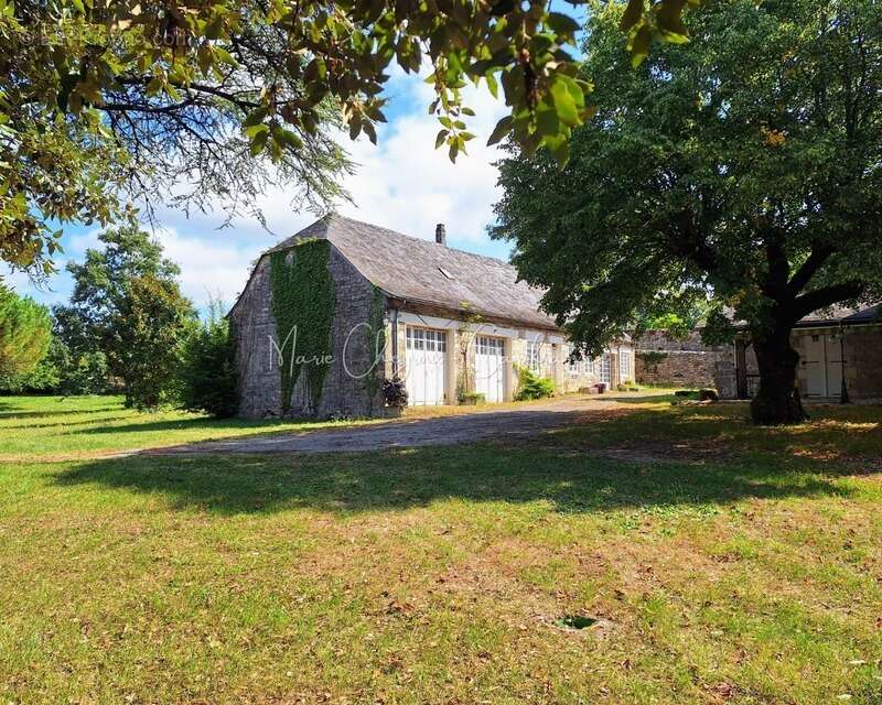 Maison à JUGEALS-NAZARETH