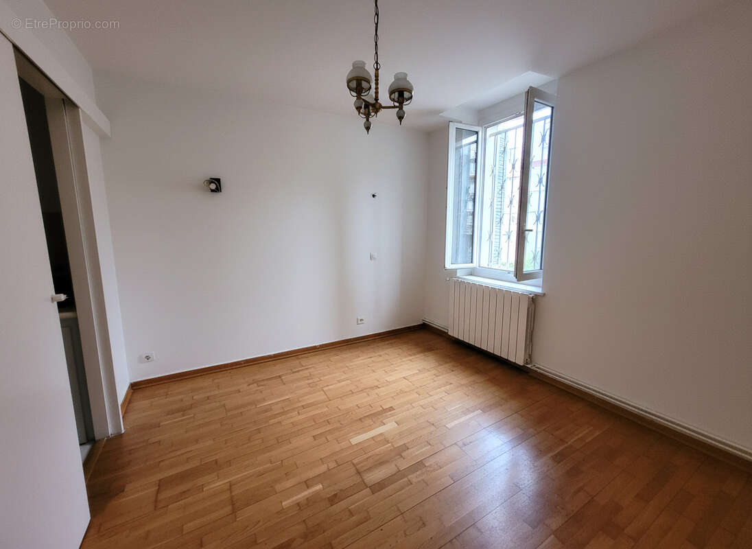 Maison à CASTELSARRASIN