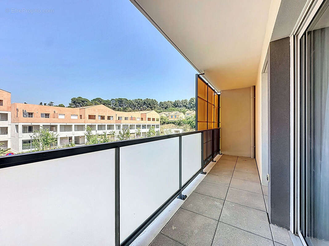 Appartement à MARSEILLE-13E