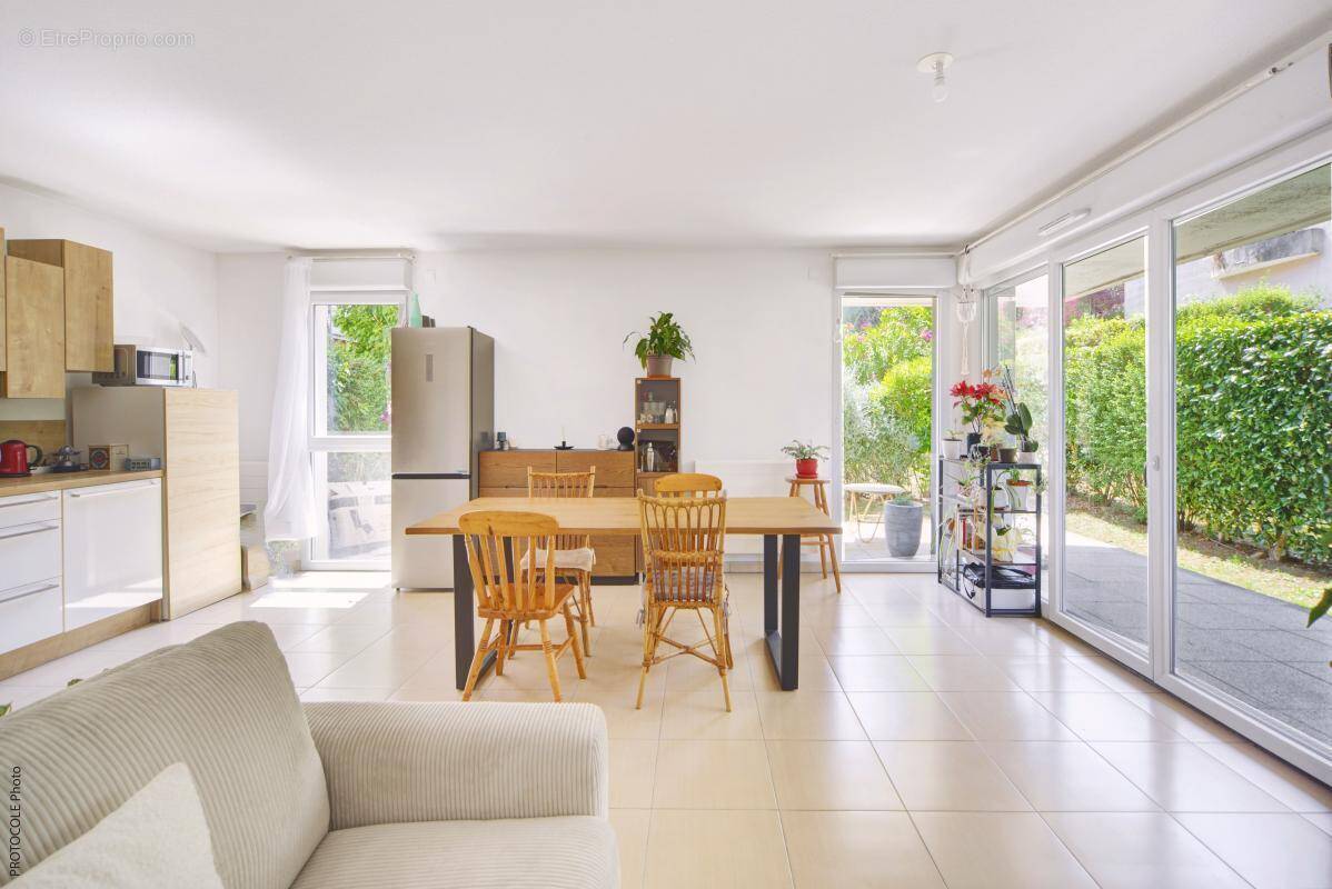 Appartement à SAINT-ORENS-DE-GAMEVILLE