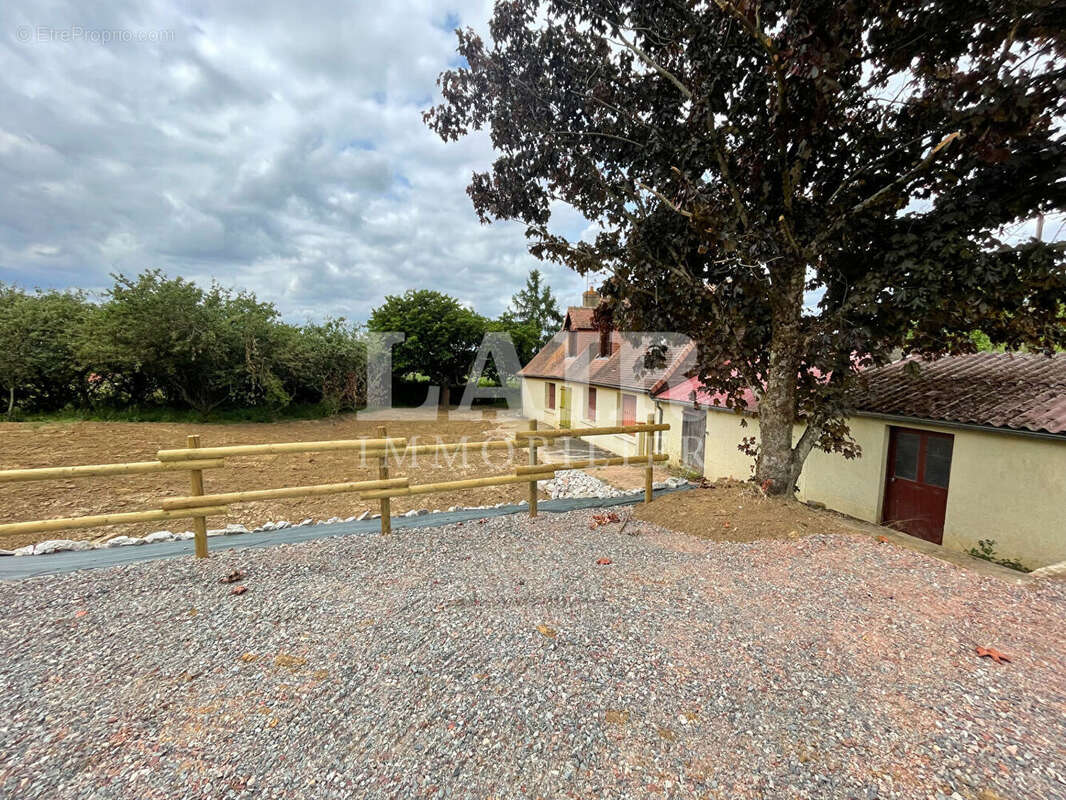 Maison à BEAUMONT-SUR-SARTHE