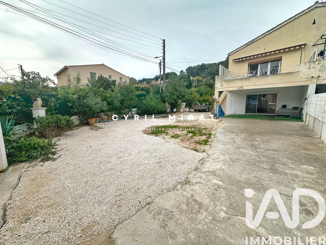 Photo 2 - Appartement à LA SEYNE-SUR-MER