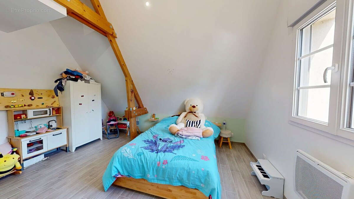 Maison à CANDE-SUR-BEUVRON