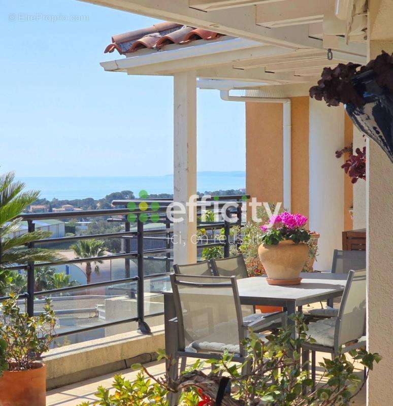 Appartement à SAINT-RAPHAEL