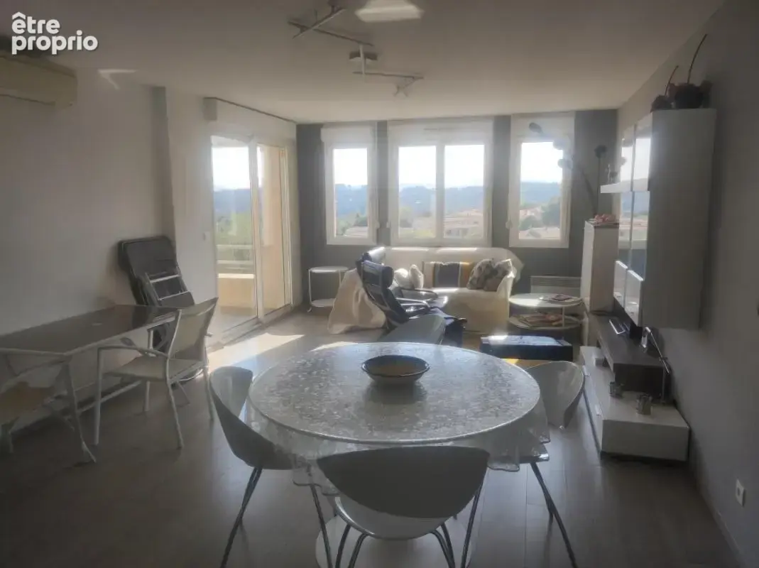 Lorgues ,   Joli Appartement  très Lumineux avec une Terrasse - photo 4