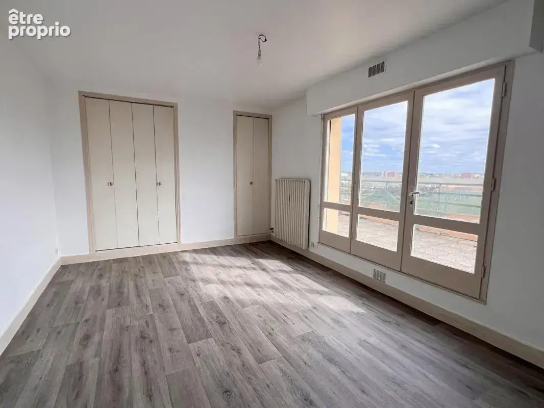 Appartement - Le Mans - BOLLEE - STUDIO avec Terrasse - 29 m² - photo 5