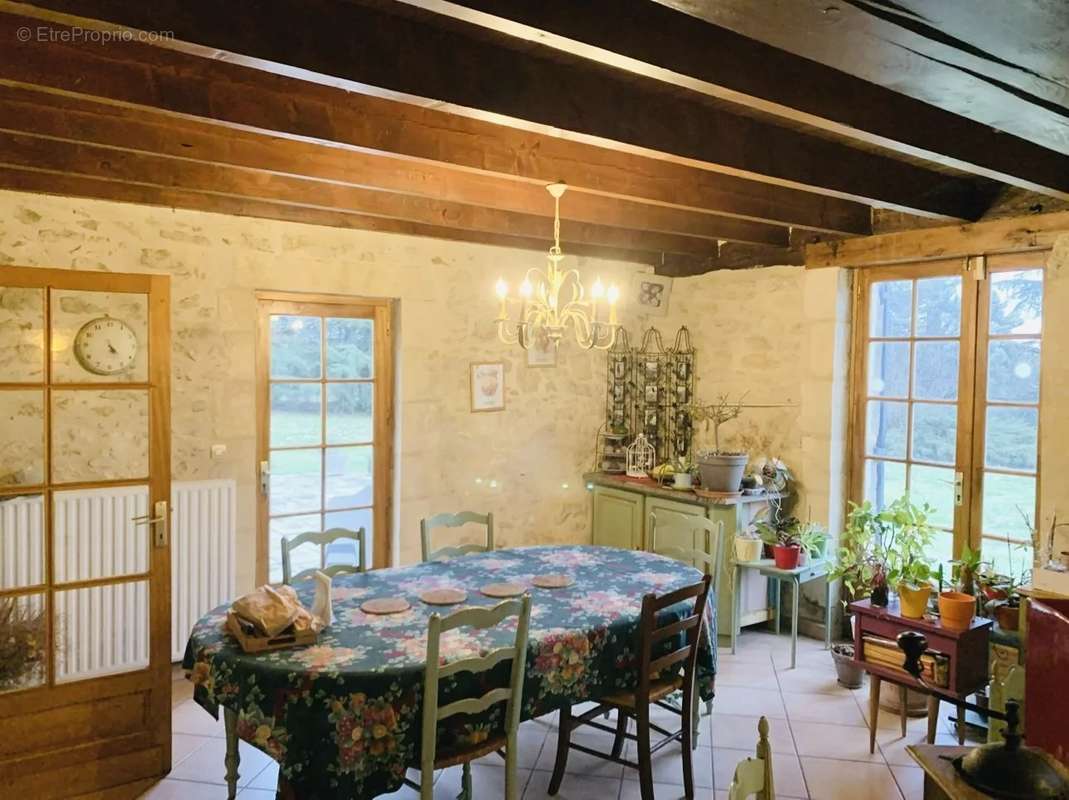 Maison à SAINTE-FOY-LA-GRANDE