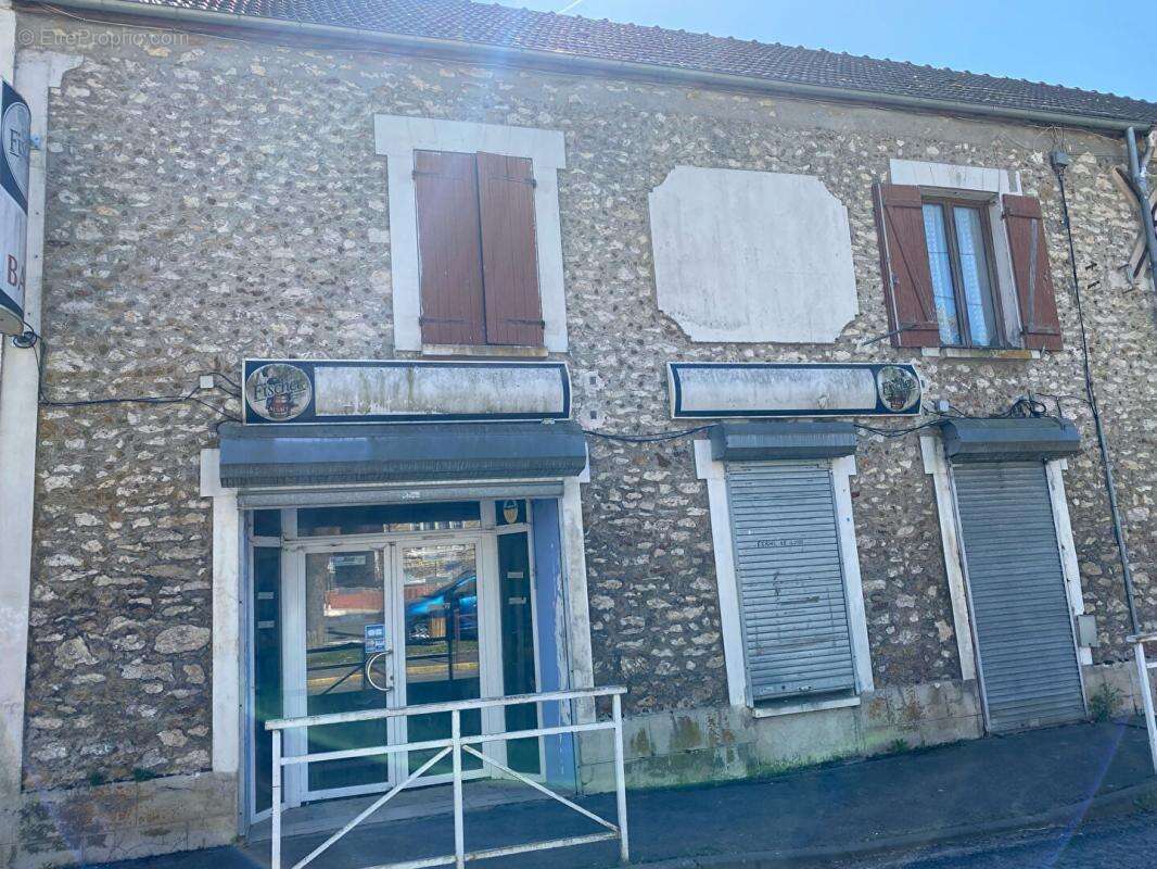 Bâtisse/Maison de village en pierre - photo 2