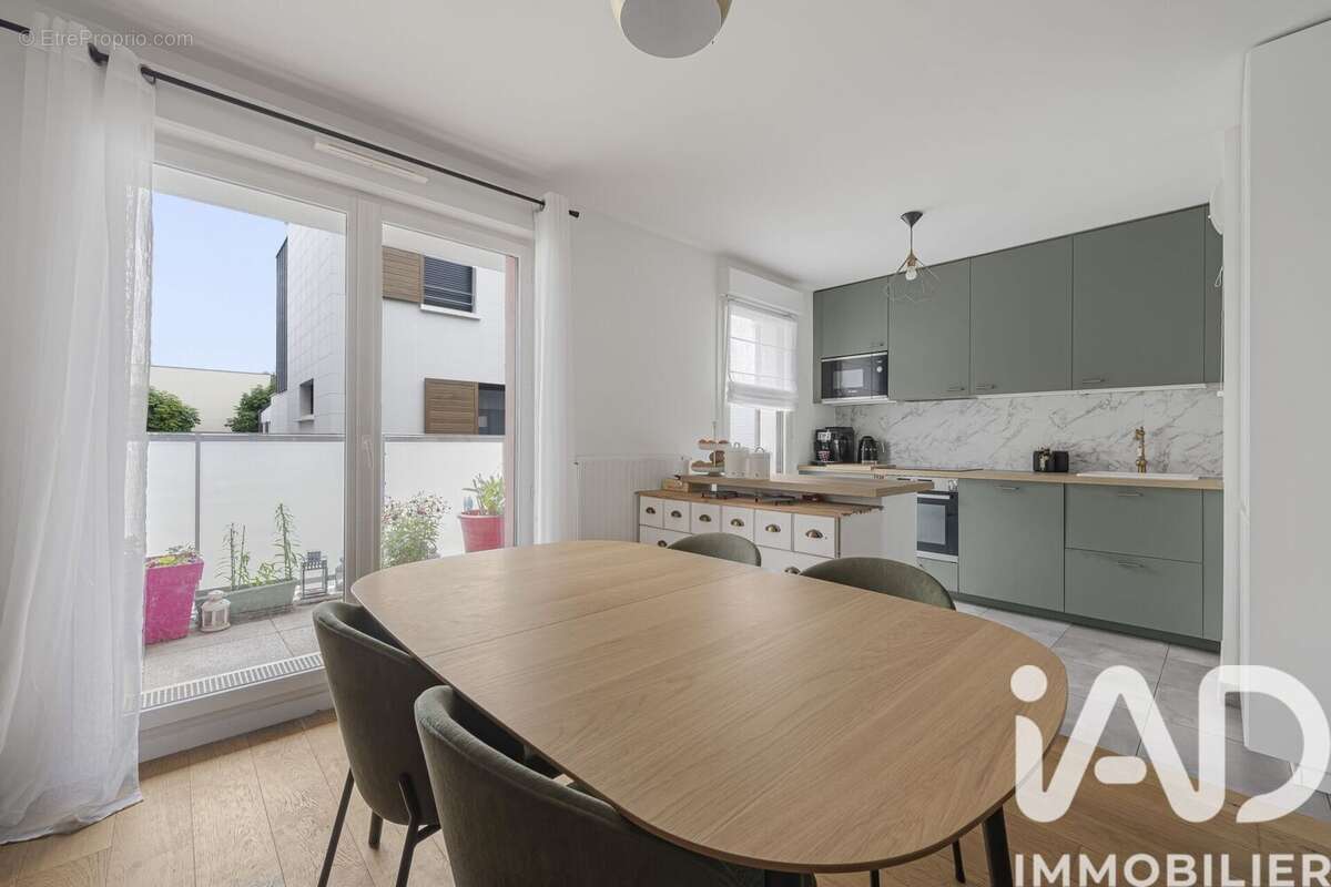 Photo 2 - Appartement à BOIS-COLOMBES