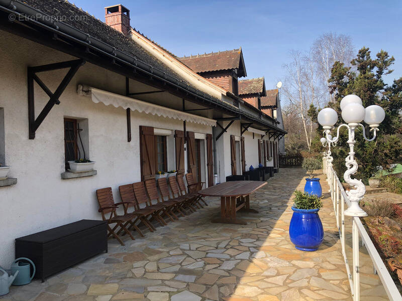 Maison à MONTLUCON
