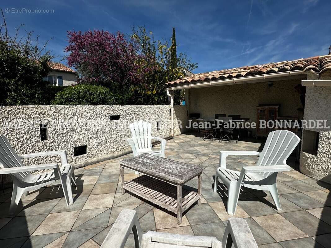 Maison à CHANTEMERLE-LES-GRIGNAN