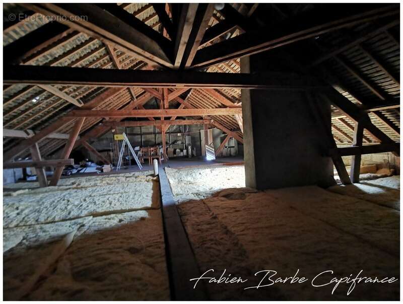 IMMEUBLE DE RAPPORT centre ville de Guer – 394 m²  (56) - photo 15