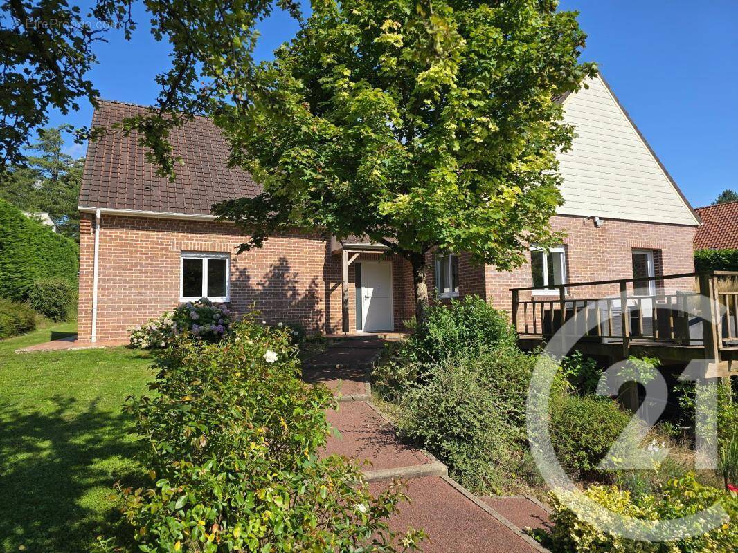 Maison à NEUFCHATEL-HARDELOT