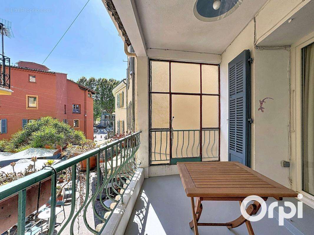 Appartement triplex 4 pièces 89 m² - Deux terrasses - Cœur Village - photo 9