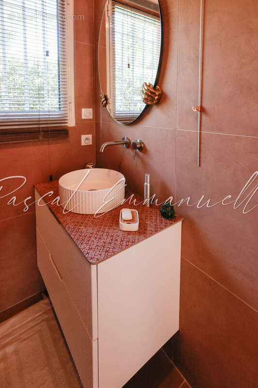 Appartement à MANDELIEU-LA-NAPOULE
