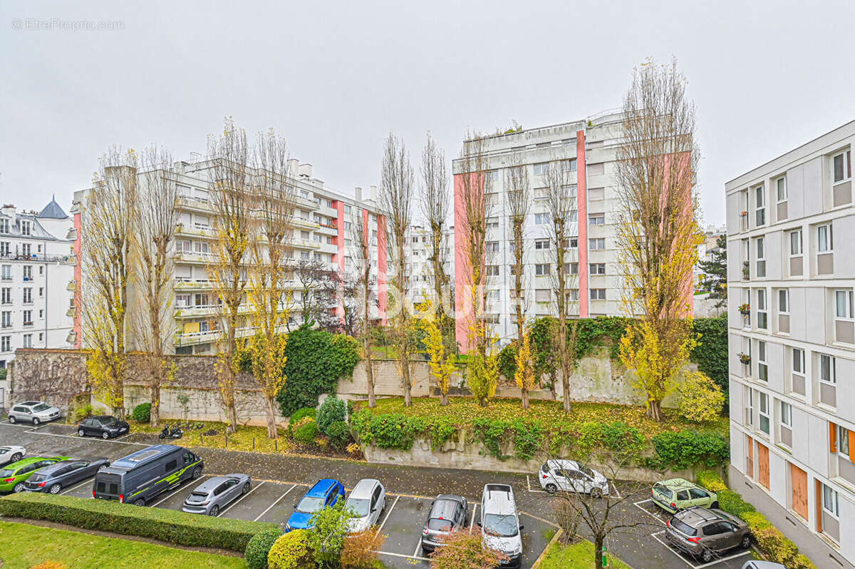 Appartement à PARIS-19E