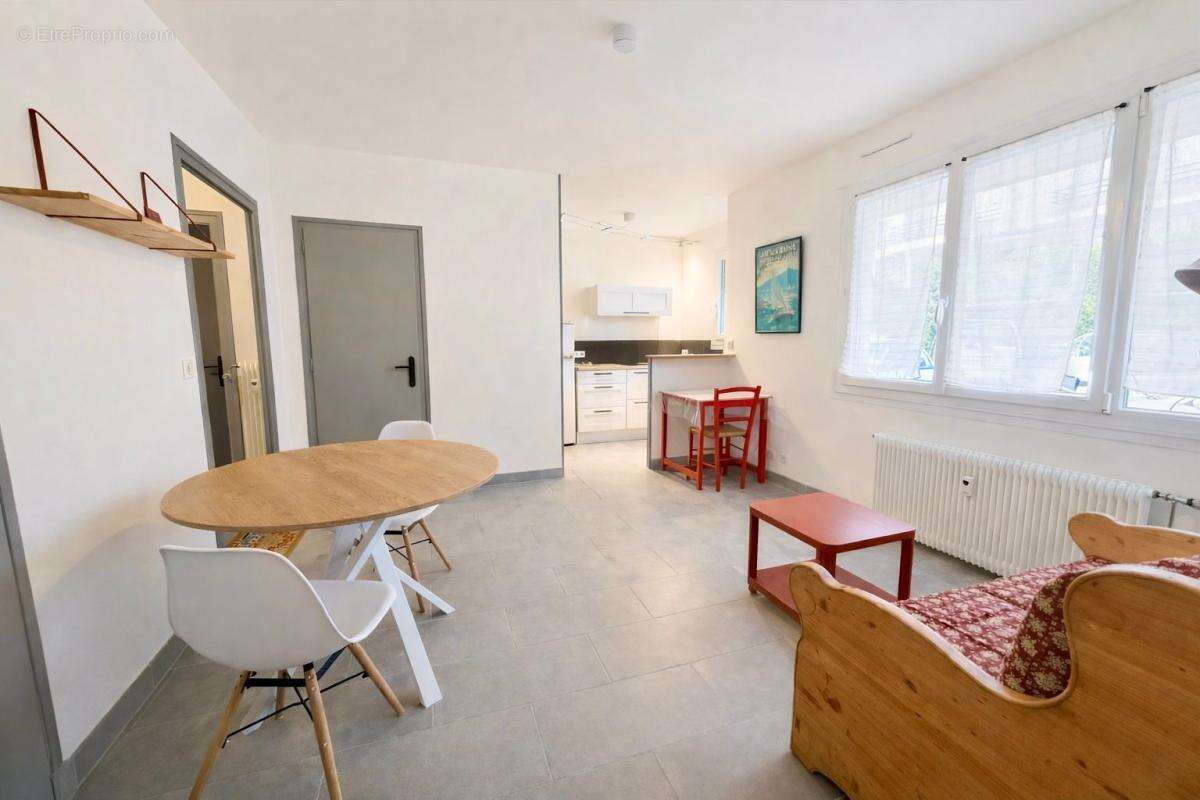 Appartement à AIX-LES-BAINS