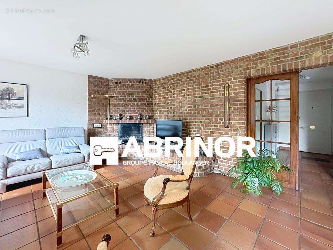Maison individuelle - 3 chambres + bureau-mezzanine-cave-jardin-garage - photo 11