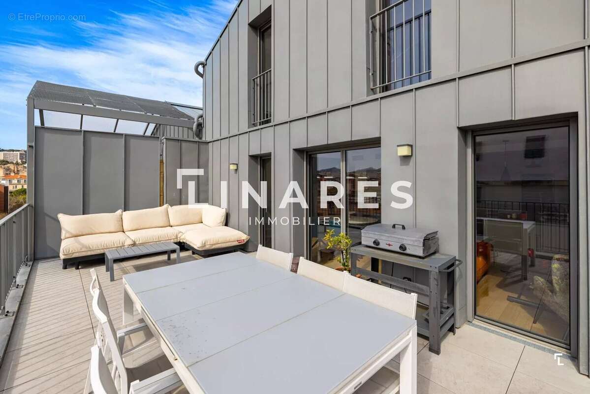 Appartement à MARSEILLE-8E