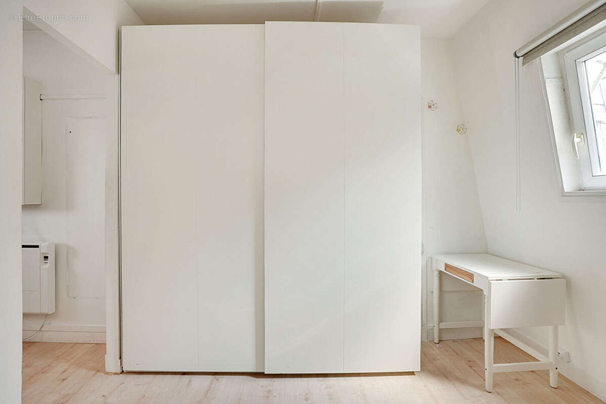 Appartement Paris 1 pièce(s) 14 m2 - photo 9
