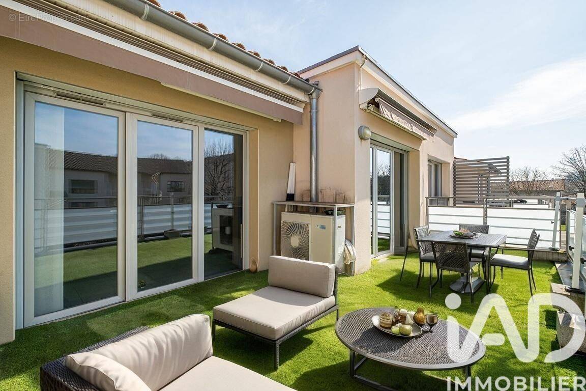 Photo 1 - Appartement à GENAS