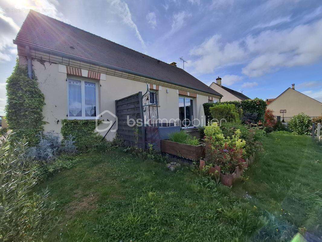 Maison à DADONVILLE