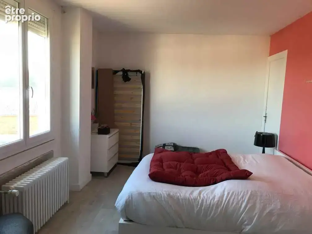 Maison individuelle 118m2,  avec garage et 2360m2 de terrain, située à 10' de LAPALISSE, 20' de ROANNE - photo 11