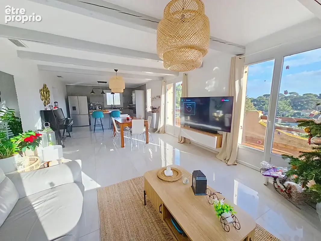 Maison 4 pièces 105 m² à vendre à La Seyne-Sur-Mer (83500) - photo 2