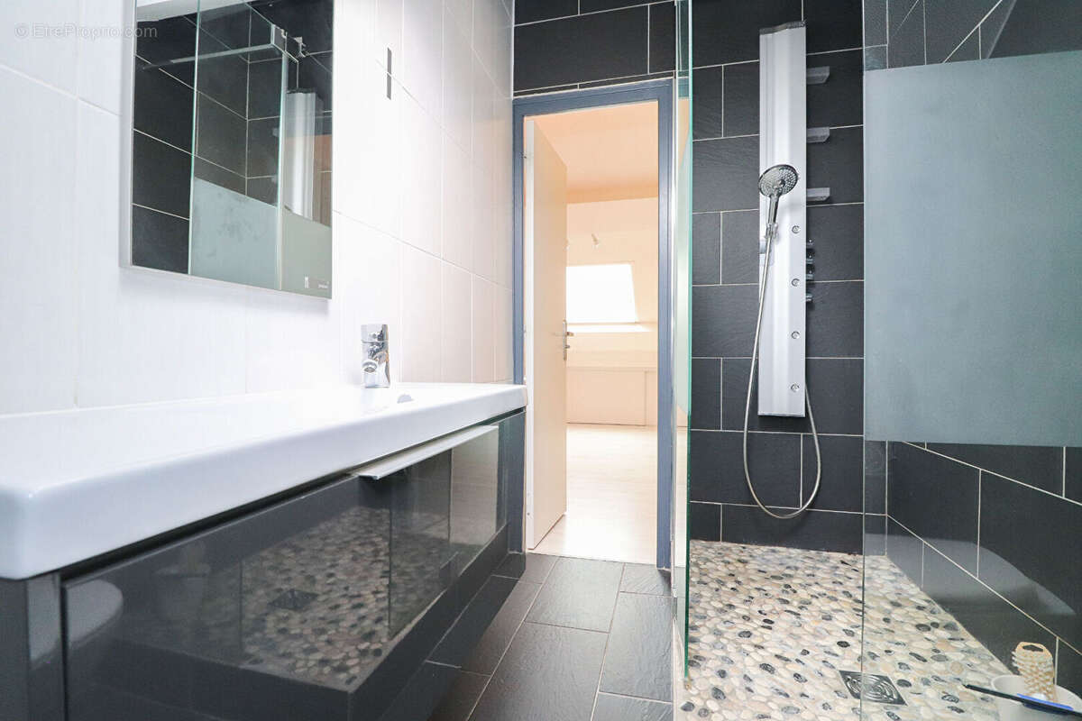 Maison à VAROIS-ET-CHAIGNOT