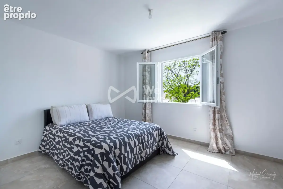 Maison 192 m² à Istres  - photo 7