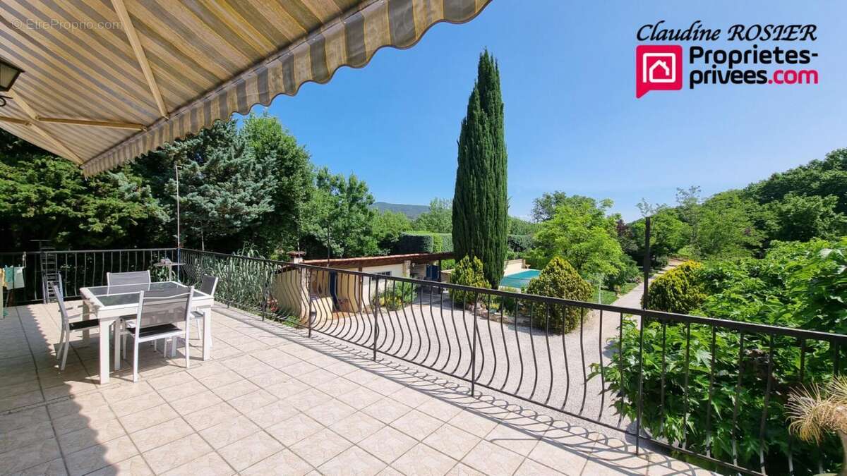 Maison à BESSE-SUR-ISSOLE