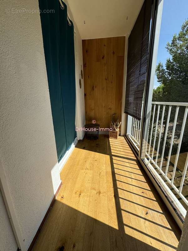 Appartement à CHATEAUNEUF-LES-MARTIGUES