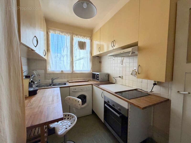 Appartement à vendre 5 pièces PARIS 17EME ARRONDISSEMENT (75) - photo 5