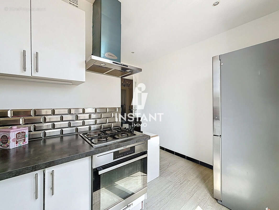 Appartement à LE PERREUX-SUR-MARNE