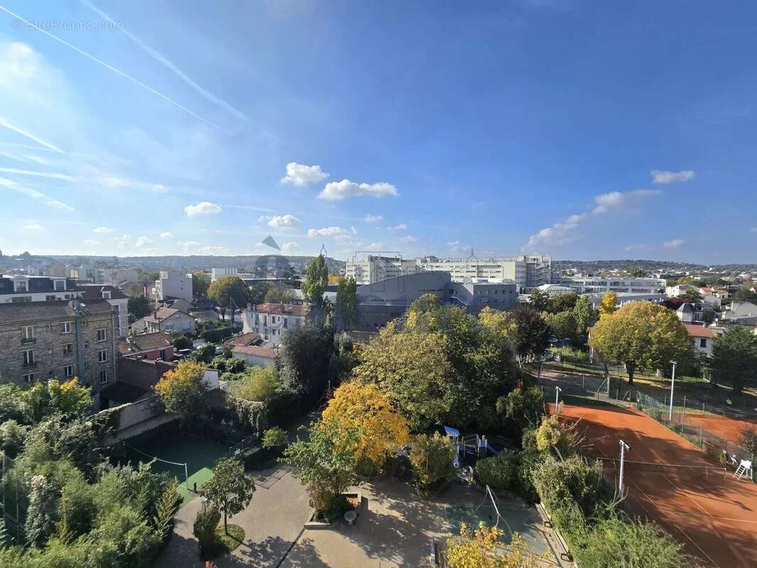 Appartement à ISSY-LES-MOULINEAUX