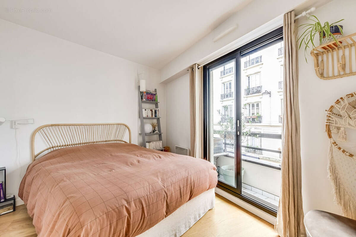 Appartement à PARIS-19E