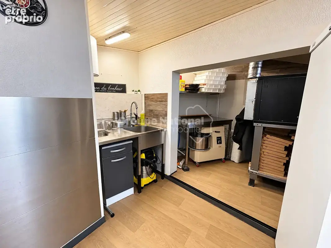 Fonds de commerce 50m2 Meriel - photo 4
