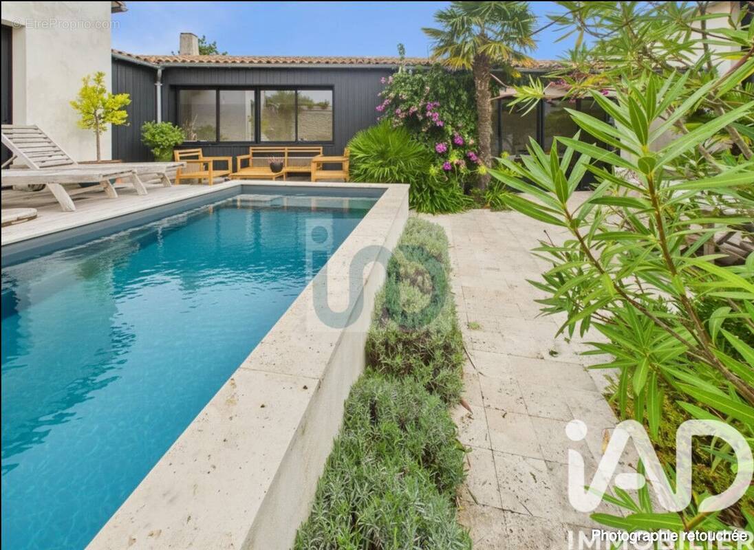 Photo 1 - Maison à LA FLOTTE