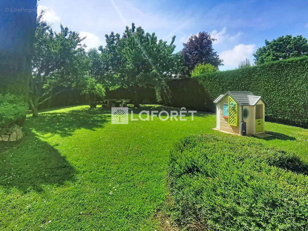 Appartement à BEYNOST