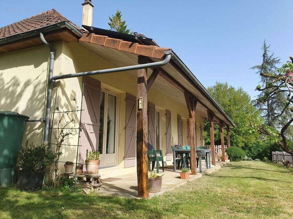 20260421172500 - Maison à SAINT-CYPRIEN