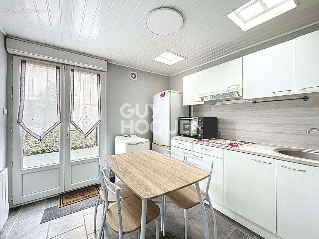 Maison à L'HAY-LES-ROSES