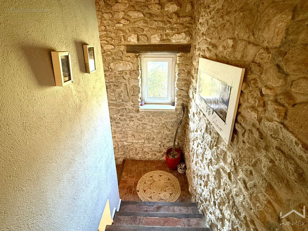 Maison à GRIGNAN