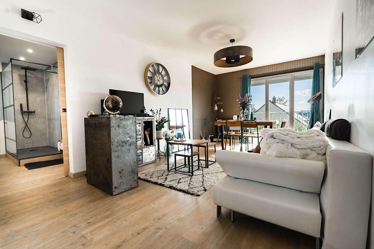 Appartement à SAINT-BARTHELEMY-D'ANJOU