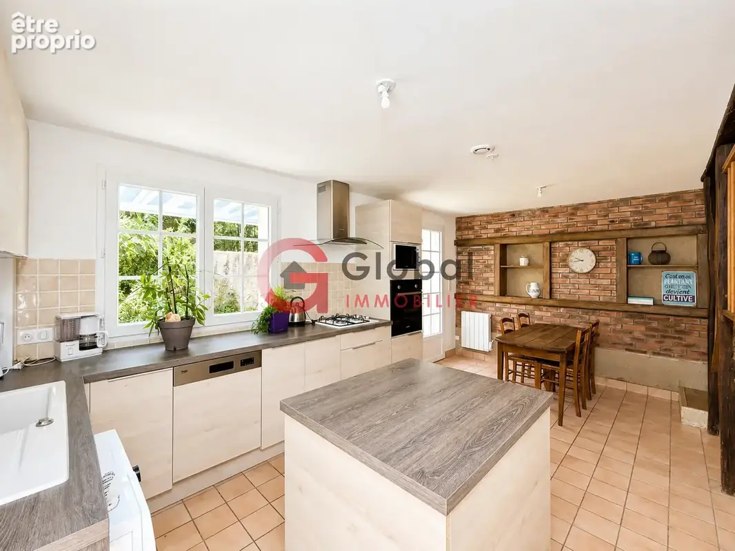 Une maison pleine de charme dans un cadre bucolique - photo 2