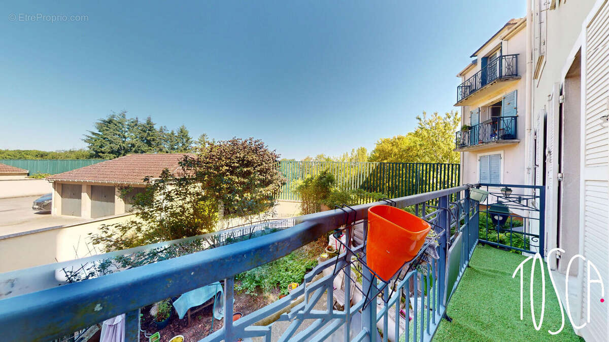 Appartement à THIAIS