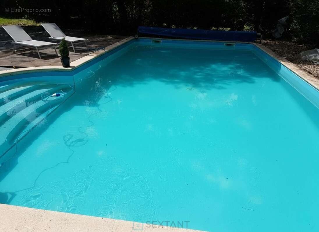 Maison à NOISY-SUR-ECOLE